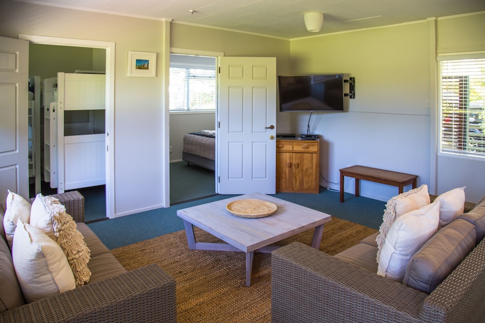 Tasman Holiday Parks - Hahei 32/71