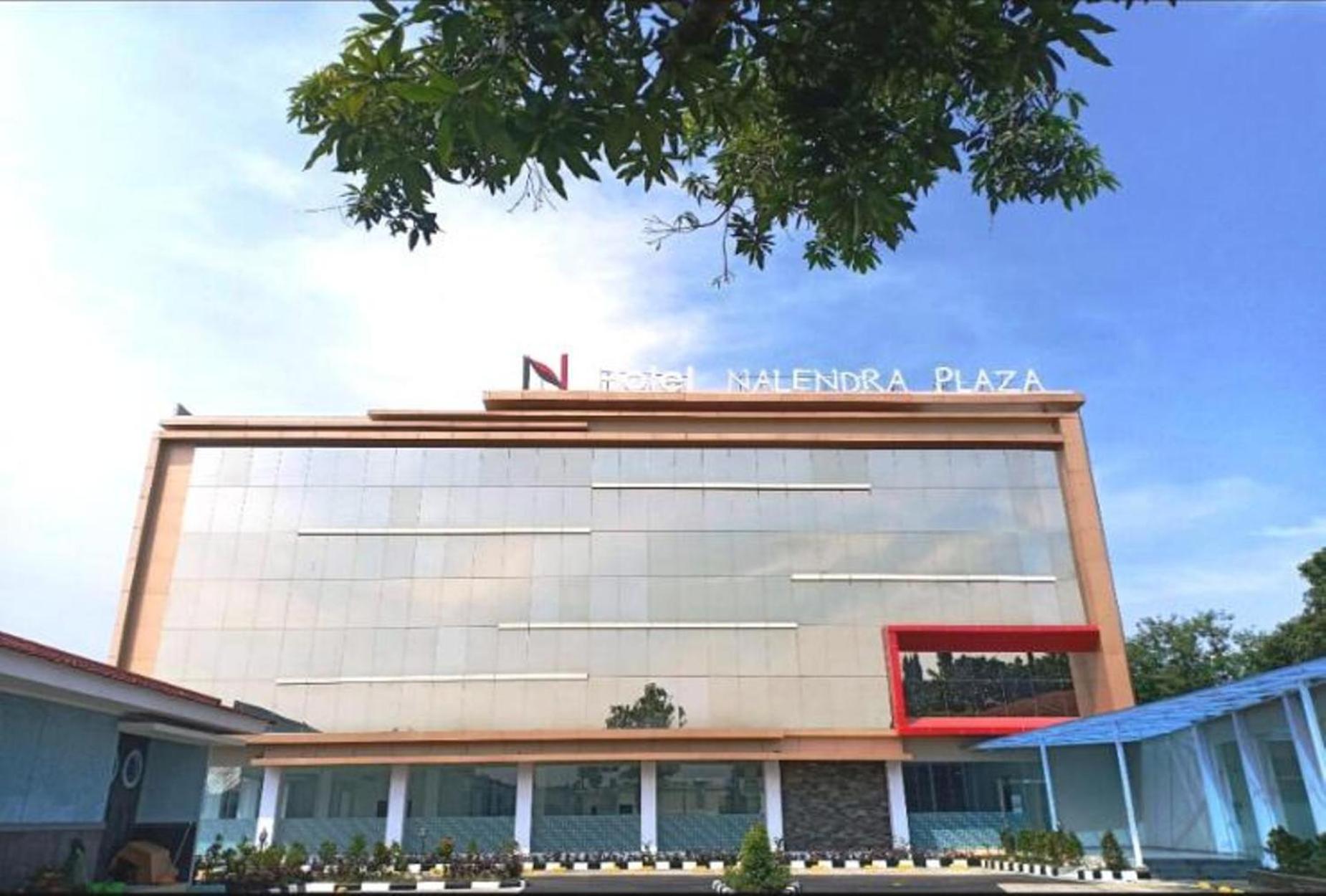 Hotel Nalendra Plaza 1/50