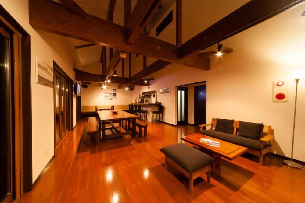 Bears Den Mountain Lodge 36/50
