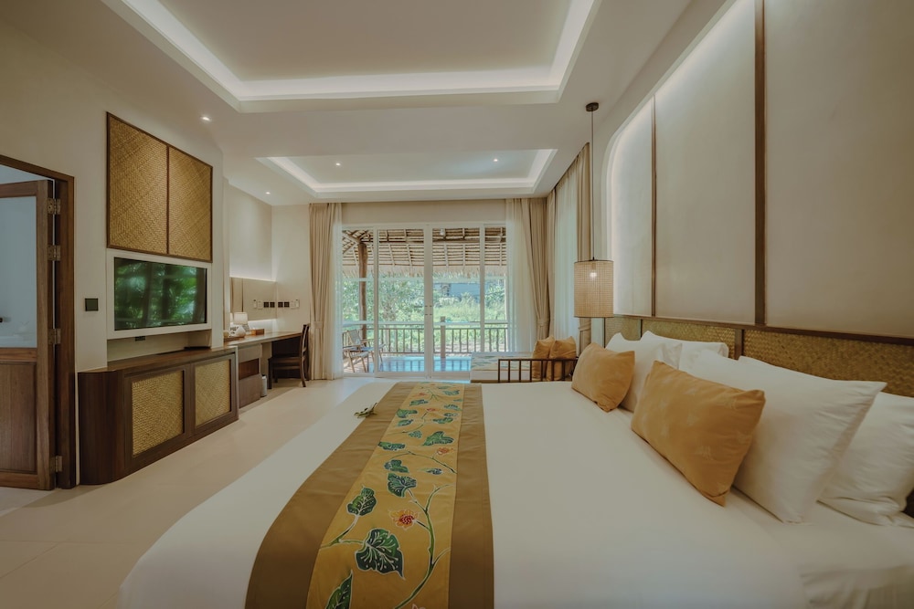 Sainai, Forest, Double Bed