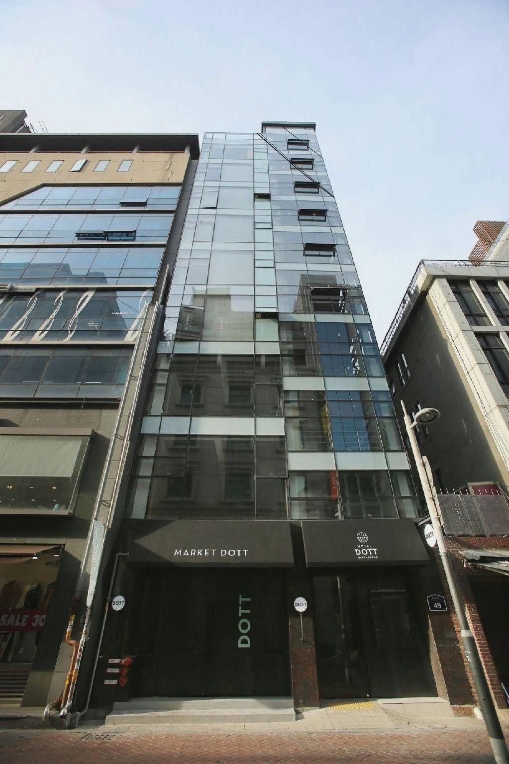 UH Suite The Myeongdong 6/52