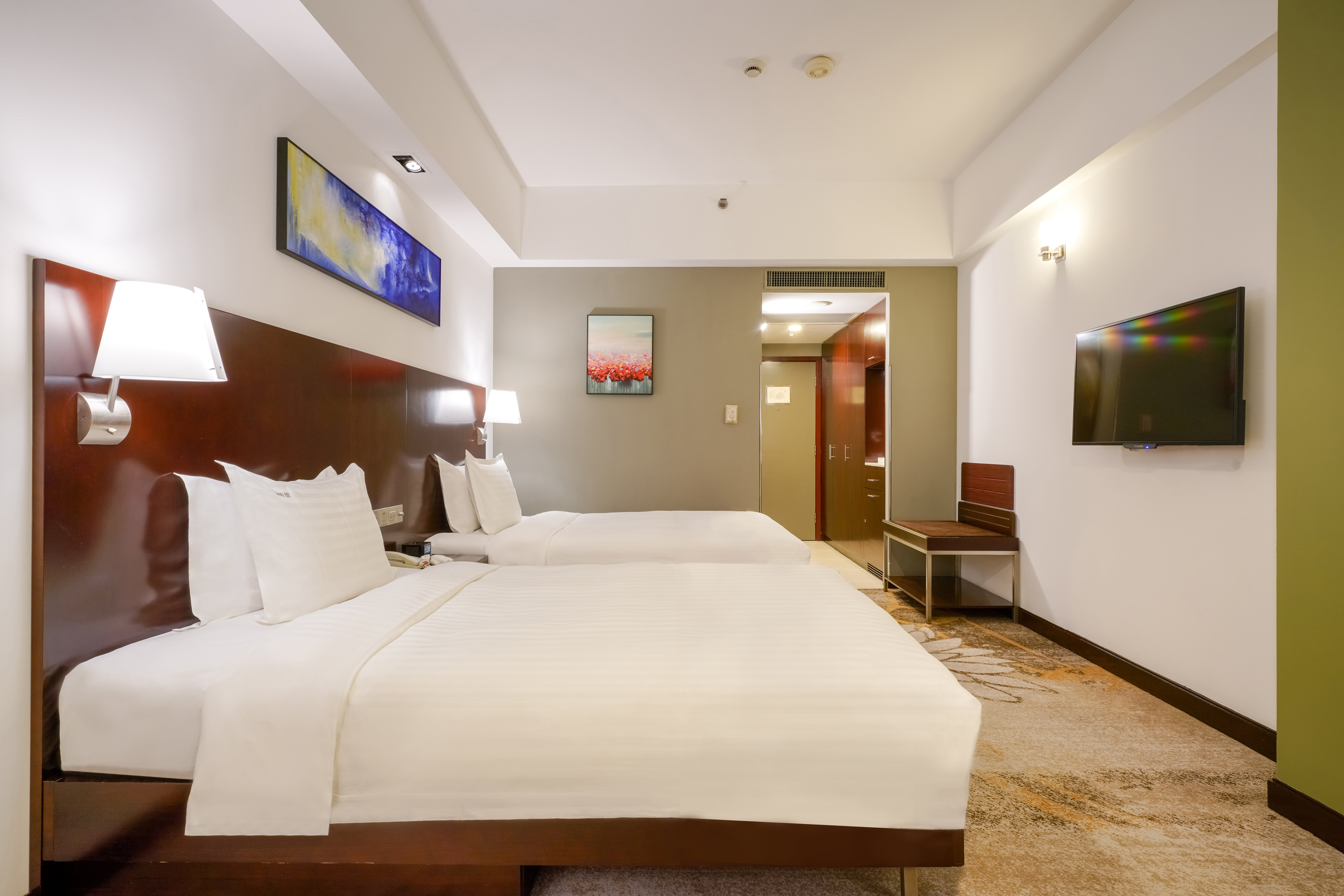 Holiday Inn Vista 17/59