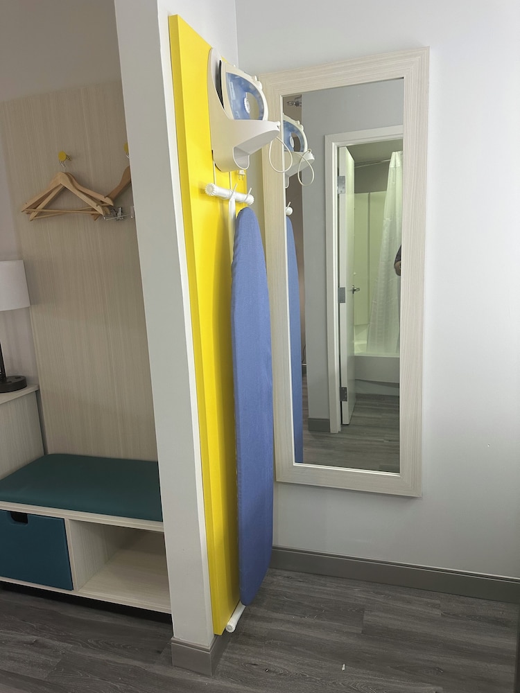 Days Inn by Wyndham Baltimore Northwest 50/51