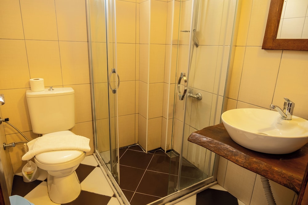Gunes Hotel & Apartments 45/46