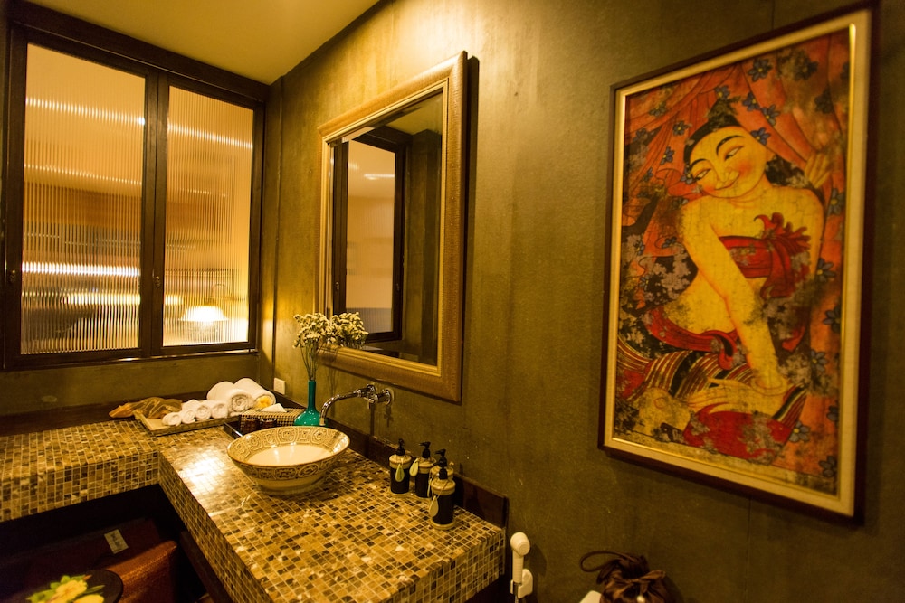 ARUN RESIDENCE 8/33