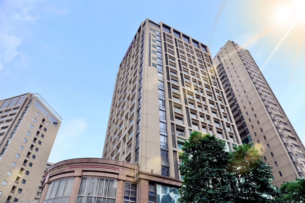 Poltton International Apartment (Foshan Zumiao Lingnan Tiandi Branch) 3/42