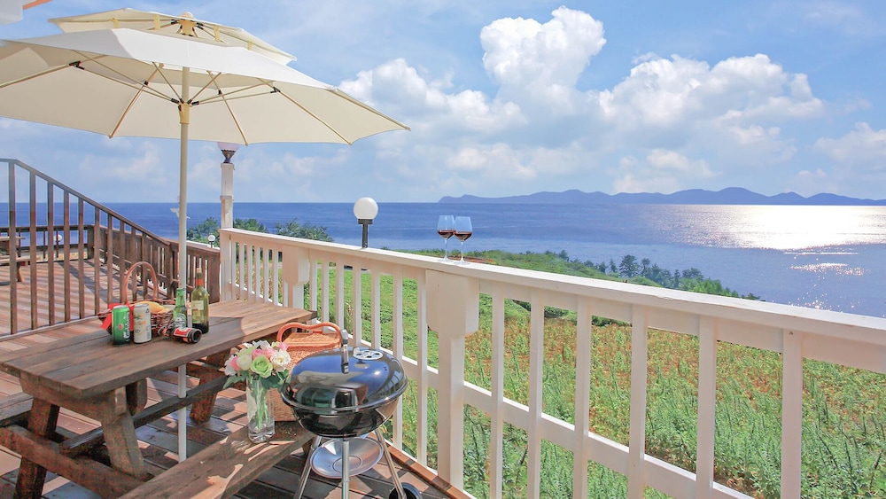 Namhae Bel Vienne Pension 4/50
