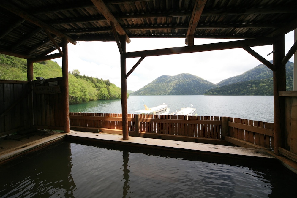Shikaribetsu Lakeside Onsen Hotel Fusui 20/54