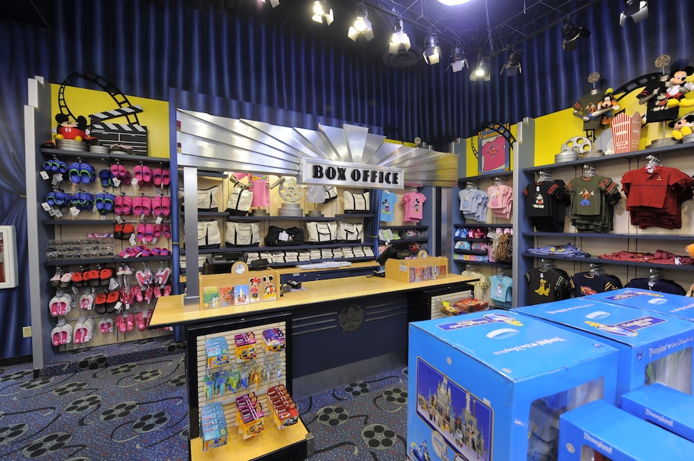 Disneys All Star Movies Resort 27/41
