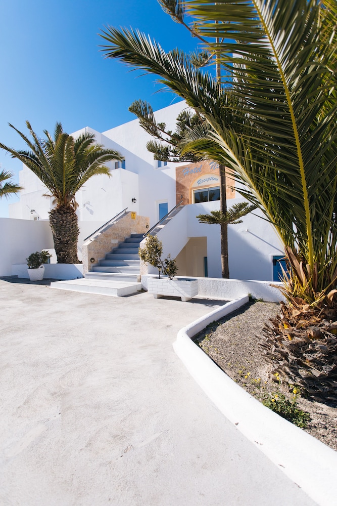 Nikos Hotel 42/46