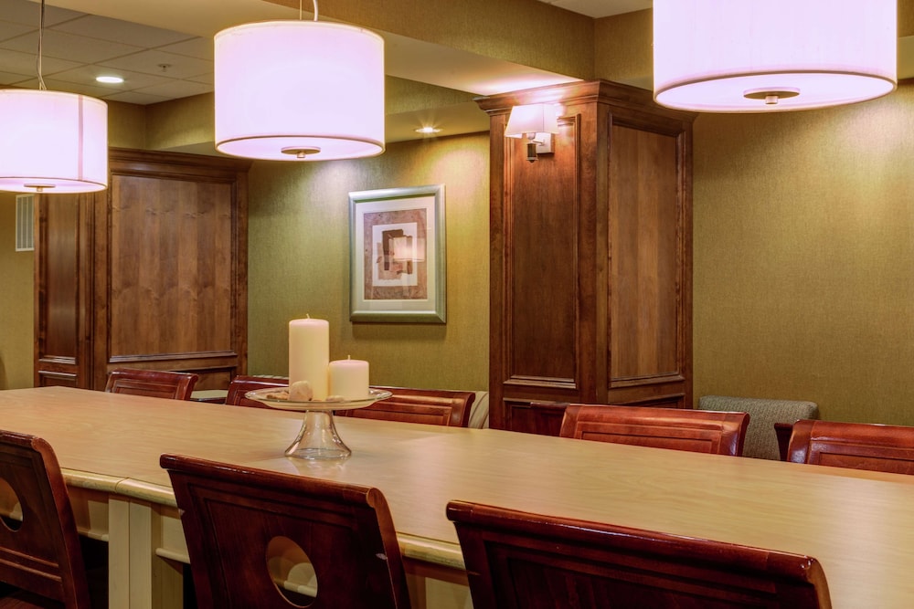 Hampton Inn Pendleton 8/57