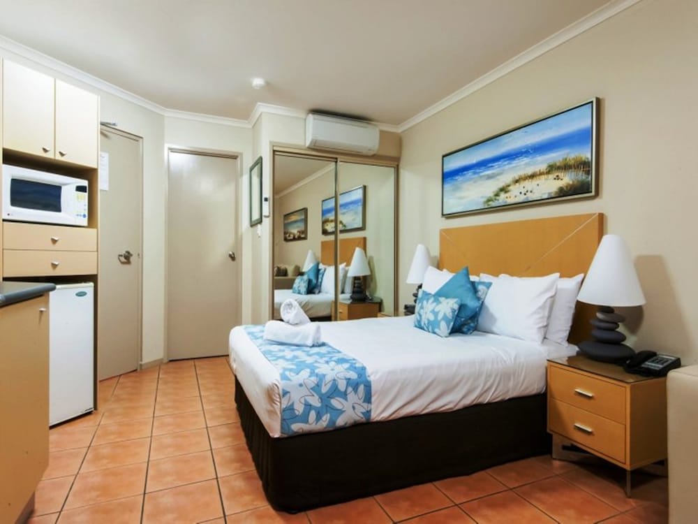 1 BEDROOM, SPA, APARTMENT, BAY VIEW, BALCONY