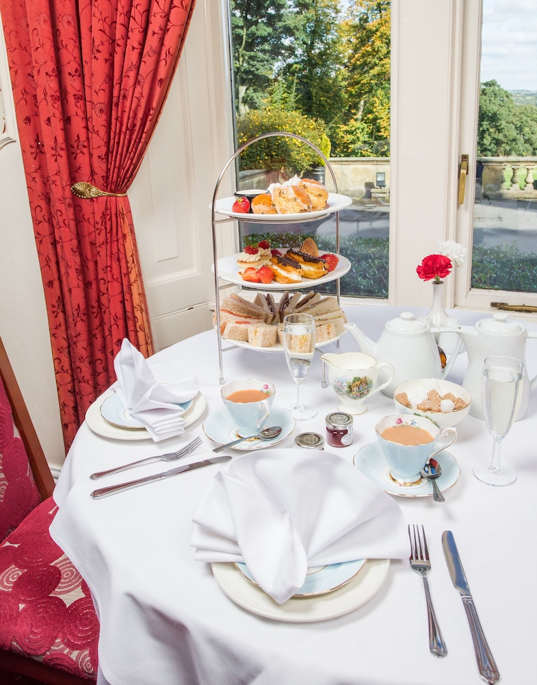 Classic Lodges Bagden Hall Hotel 18/63