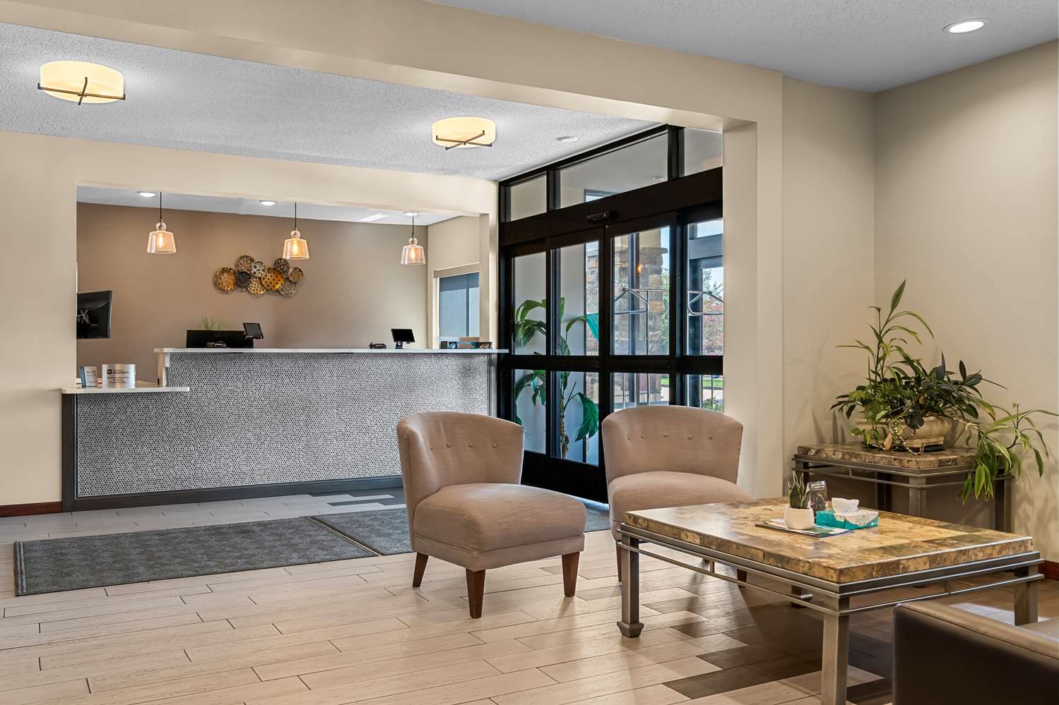 Best Western University Inn 9/39