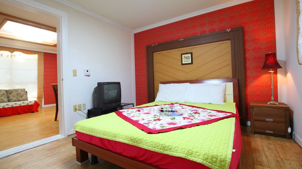 Gyeongju Kb Pension 9/40