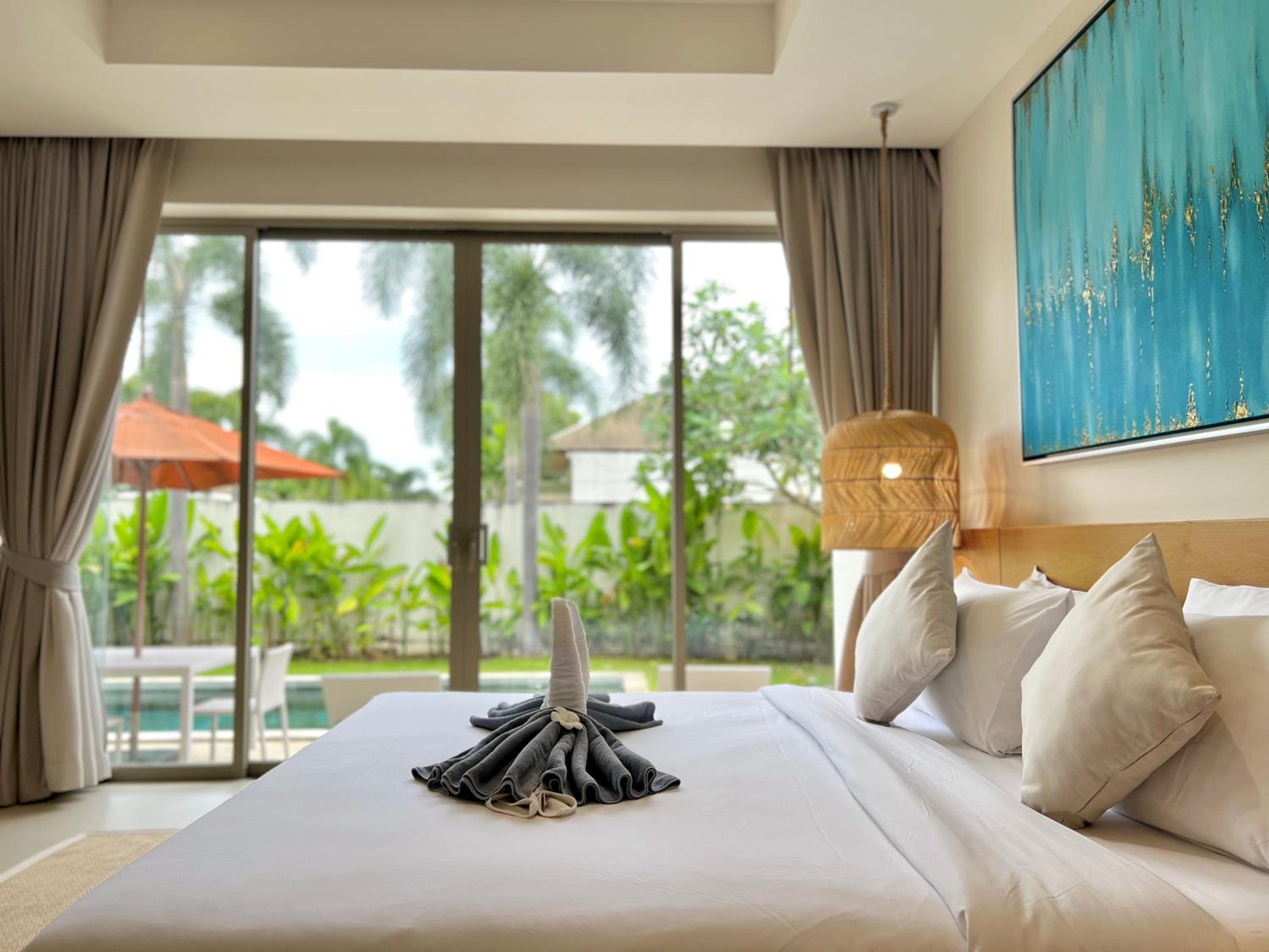 3 Bedrooms, Pool, Villa