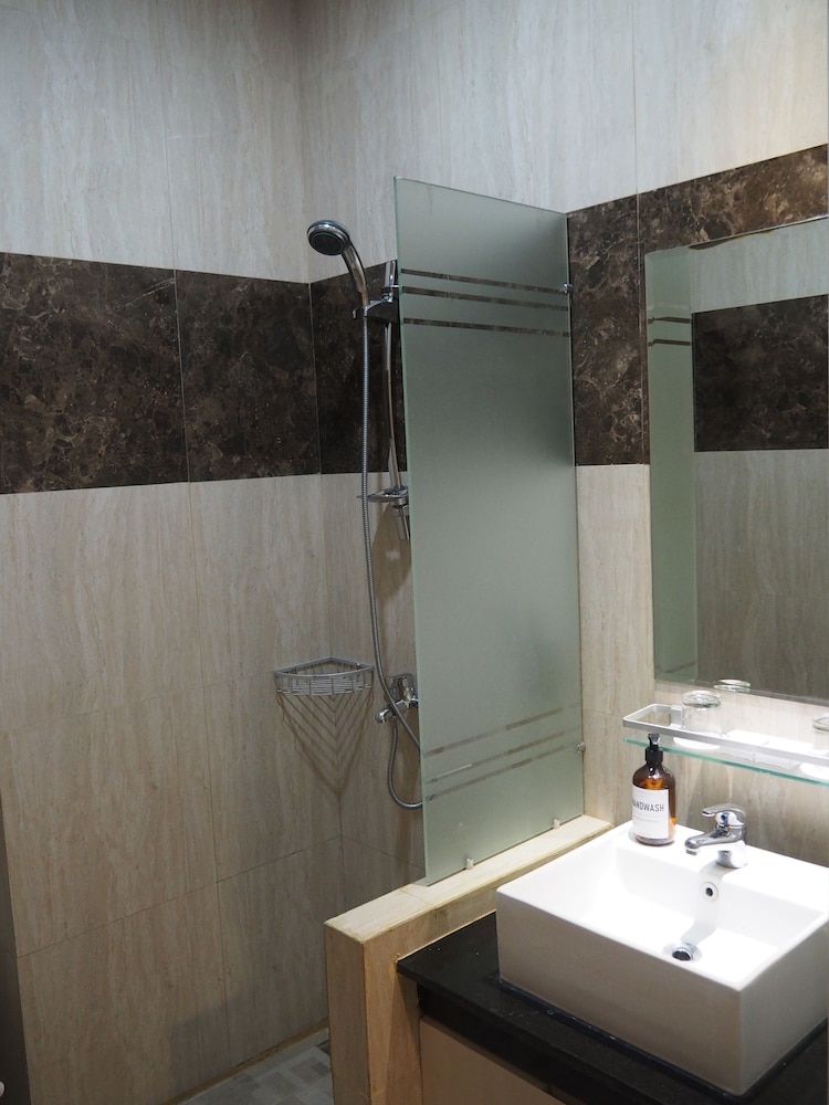 Luminor Hotel Banyuwangi Yos Sudarso 34/70