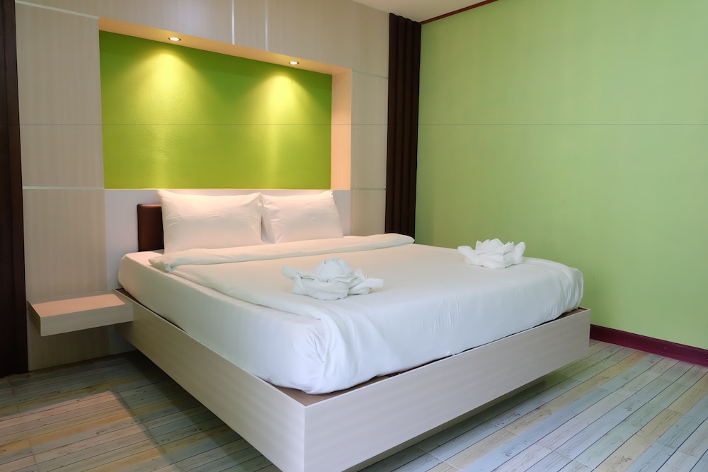 Honey Hotel Chiang Saen 11/30