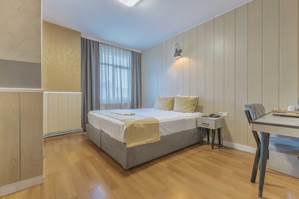 Hotel Atabay 23/48
