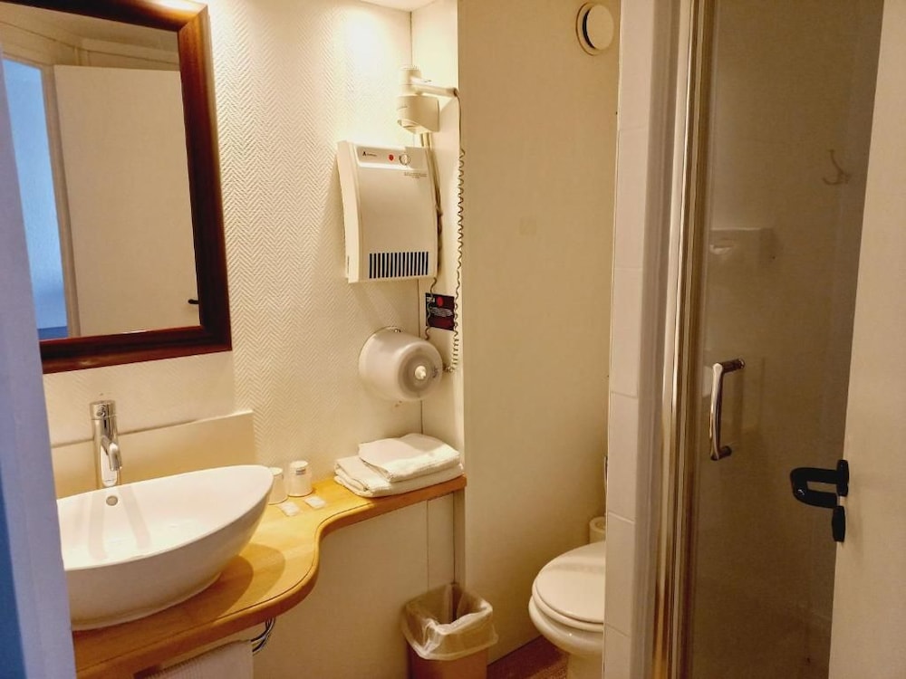 Brit Hotel Le Kerotel 56/59