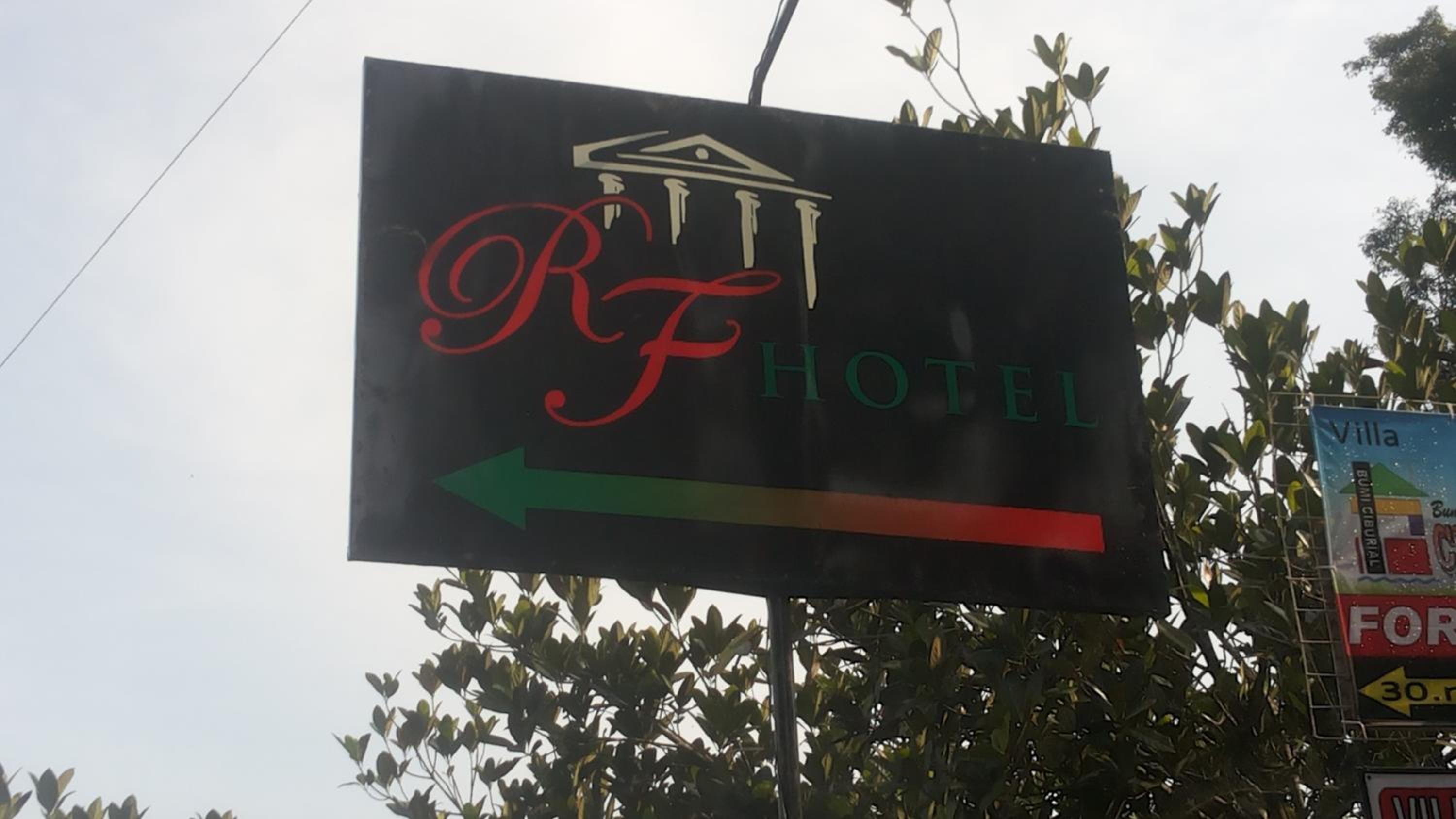 RF Hotel 2/50