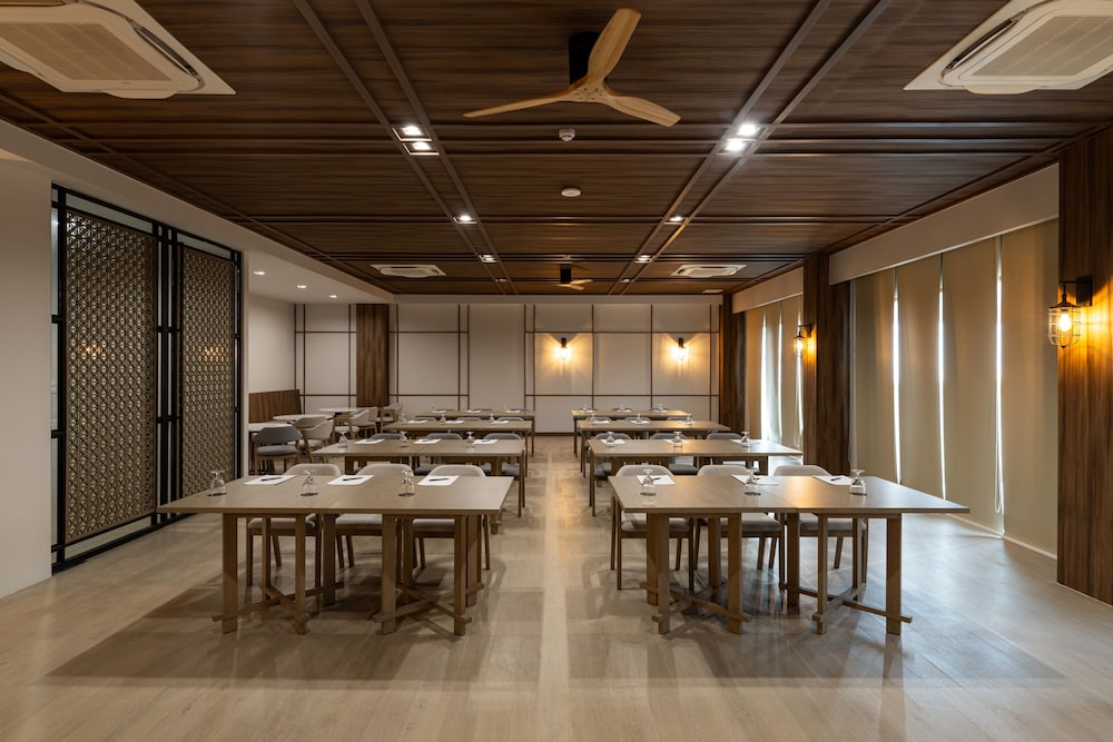 Bella Nara Phuket Naiyang Beach 38/50