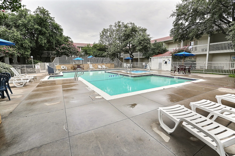 Motel6 Addison, TX - Dallas