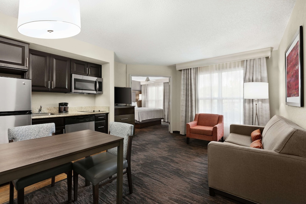 Homewood Suites Dallas Addison 26/37