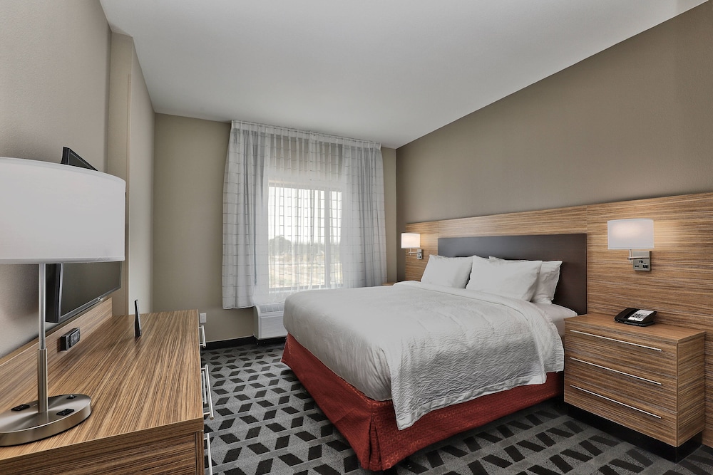 TownePlace Suites by Marriott Albuquerque Old Town 12/50