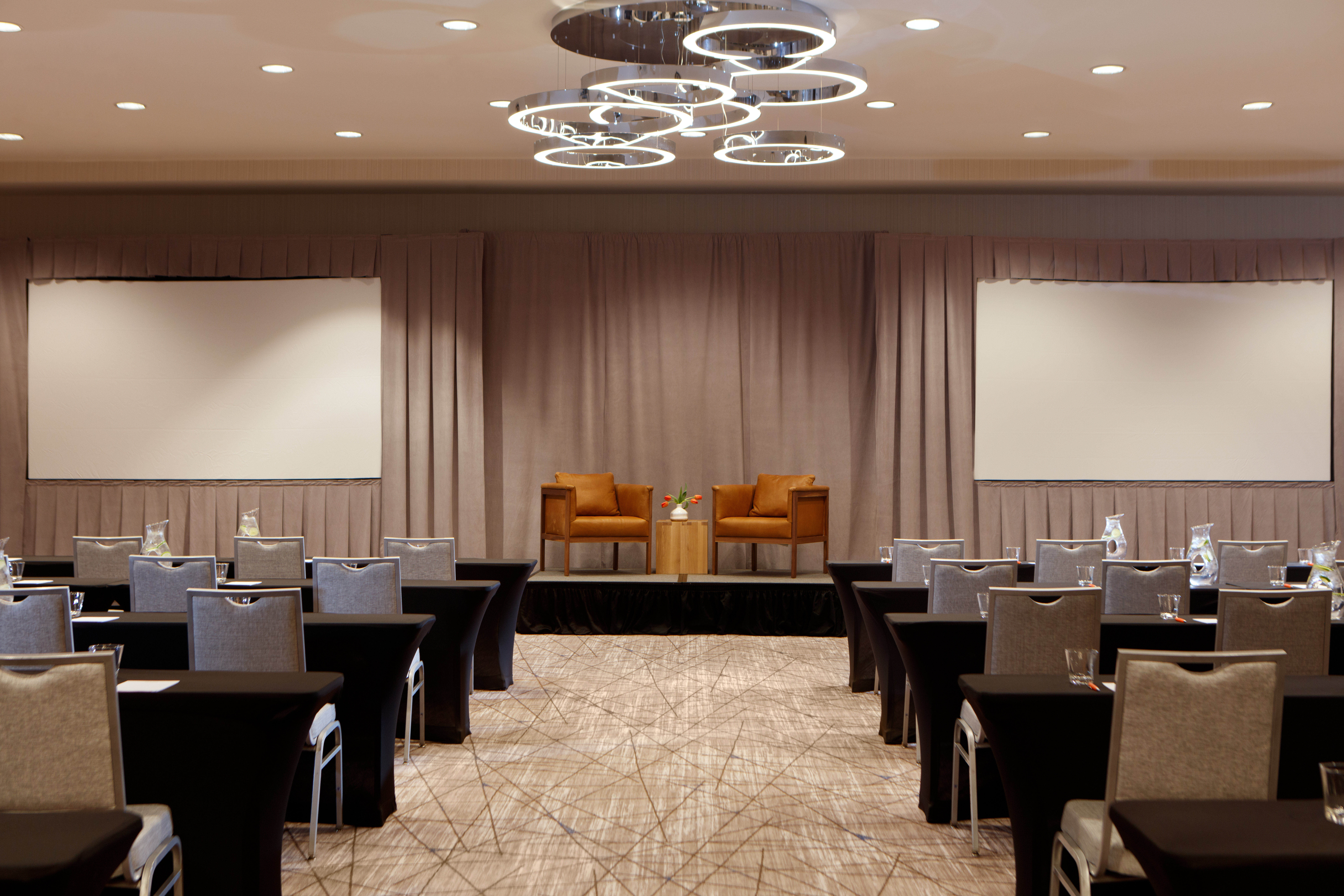 Kimpton Overland Hotel Atlanta Airport 70/80