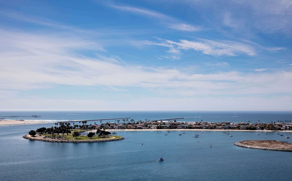 Hyatt Regency Mission Bay Spa and Marina 62/69