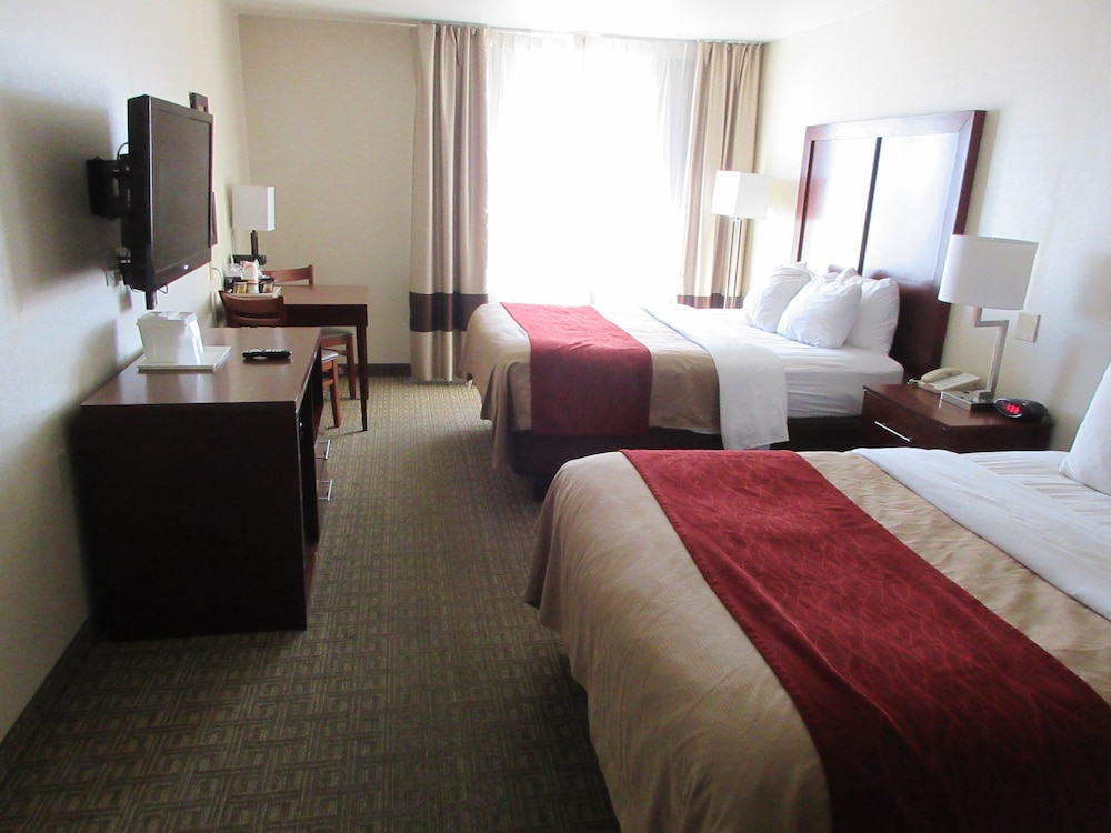 Comfort Inn Suites 15/75