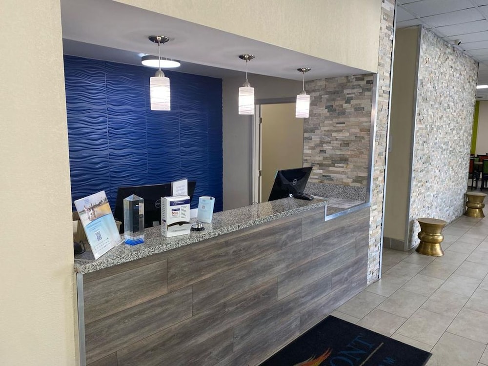 Baymont By Wyndham Cheraw 10/31