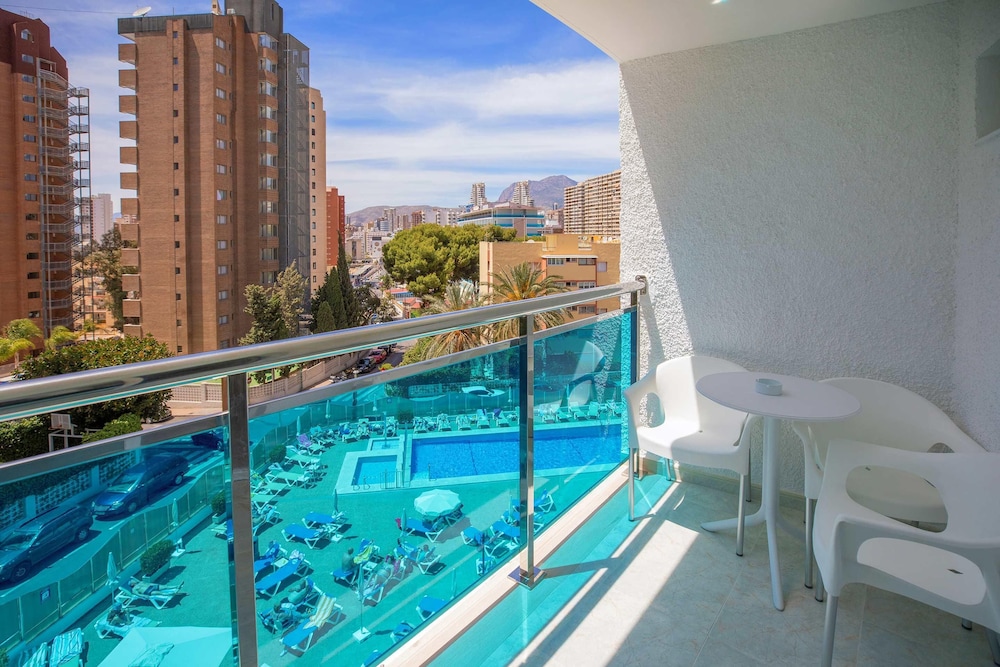 Servigroup Rialto 24/47