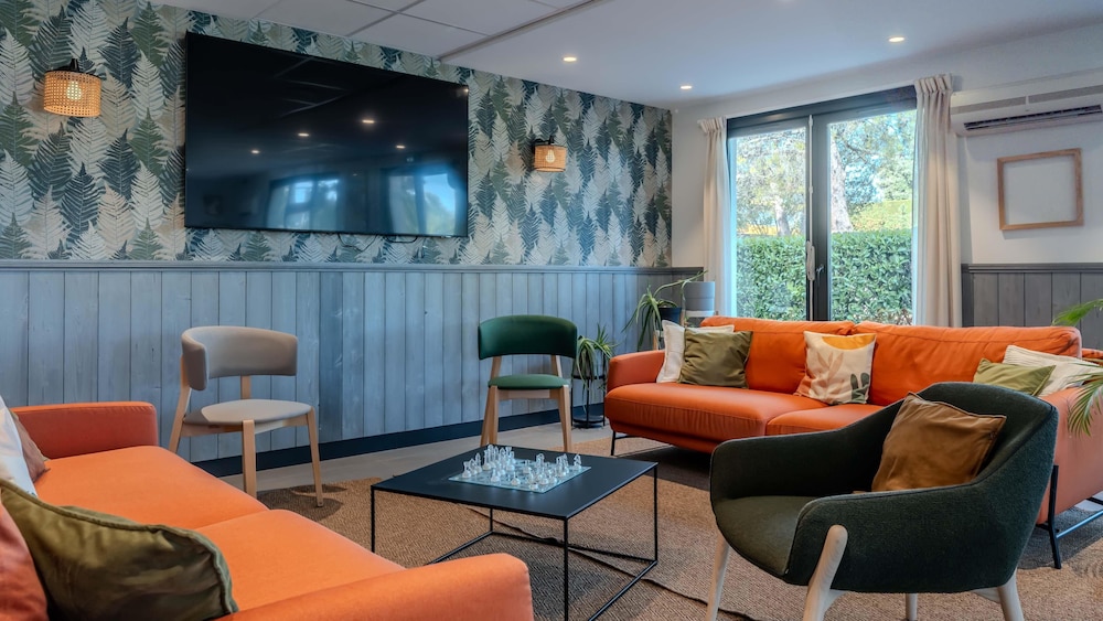 CAMPANILE ORANGE 52/65