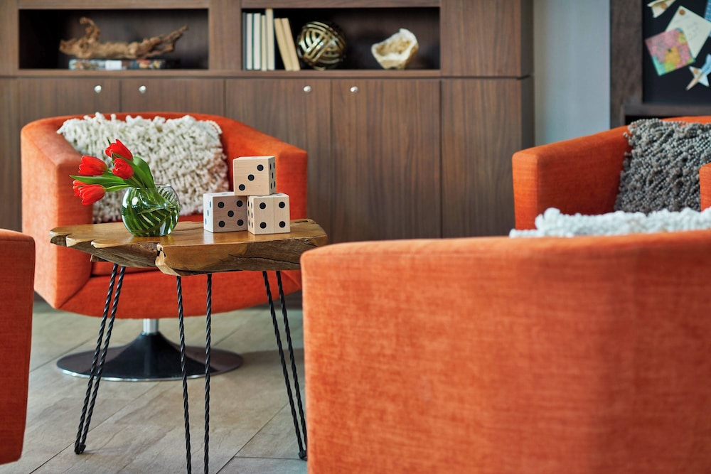 Renaissance Chicago Glenview Suites Hotel 45/72