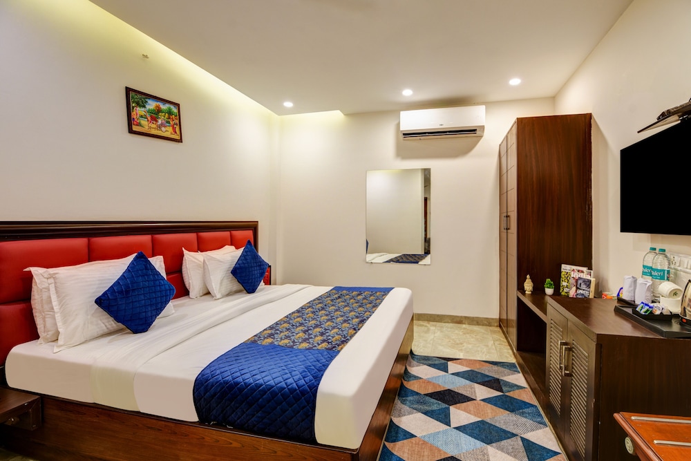 La Sapphire Hotel 19/50