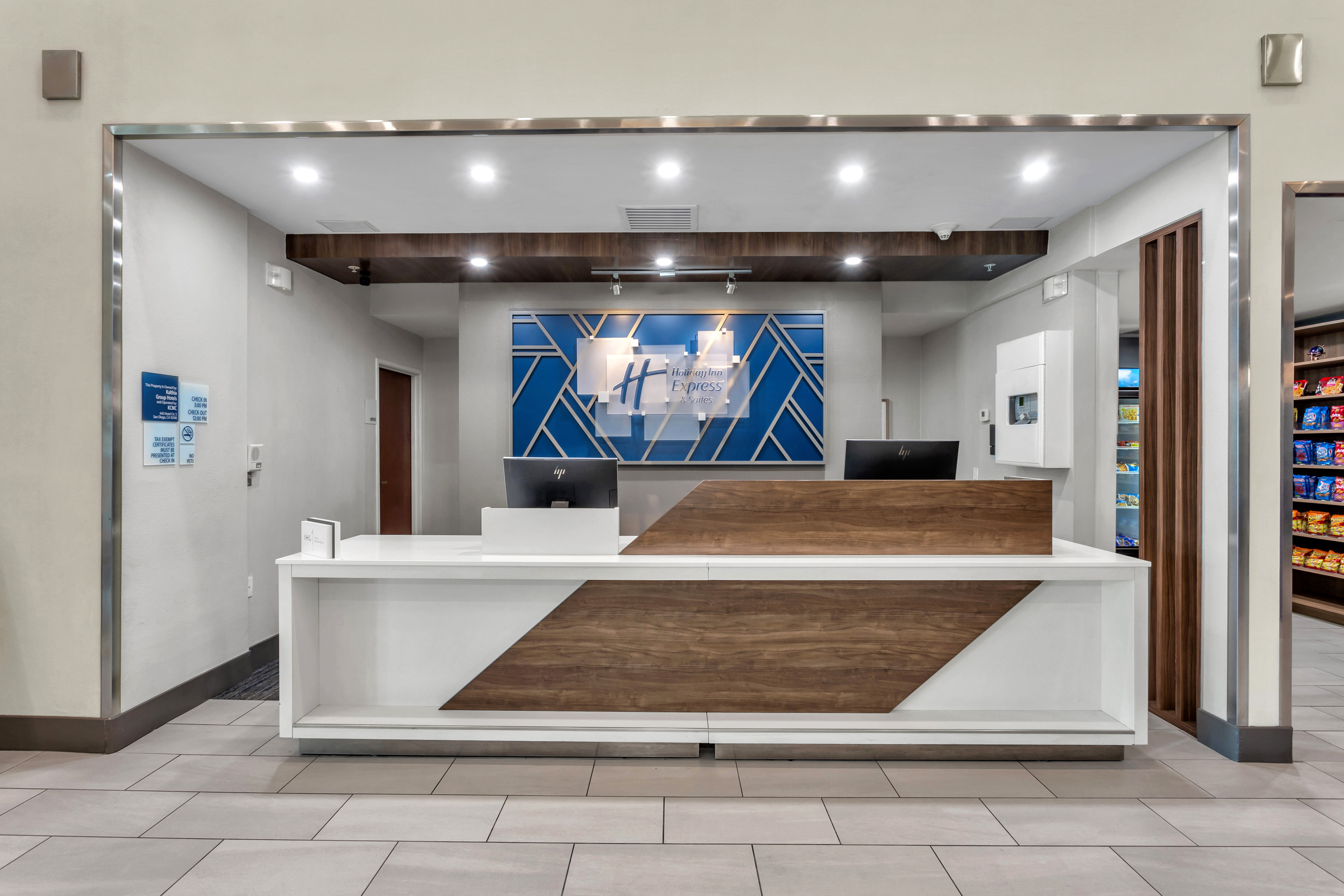 Holiday Inn Express Hotel And Suites el Centro 8/70