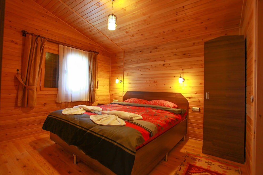 Baris Pension & Bungalows 12/50