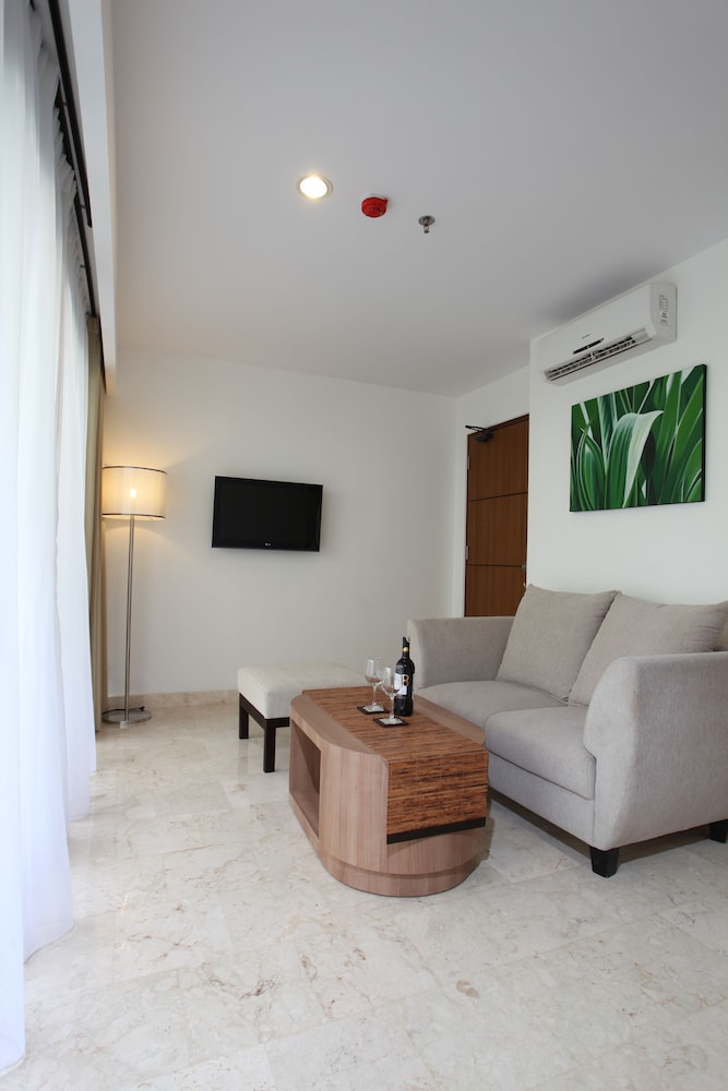 Cross Vibe Paasha Atelier Bali Kuta 35/50