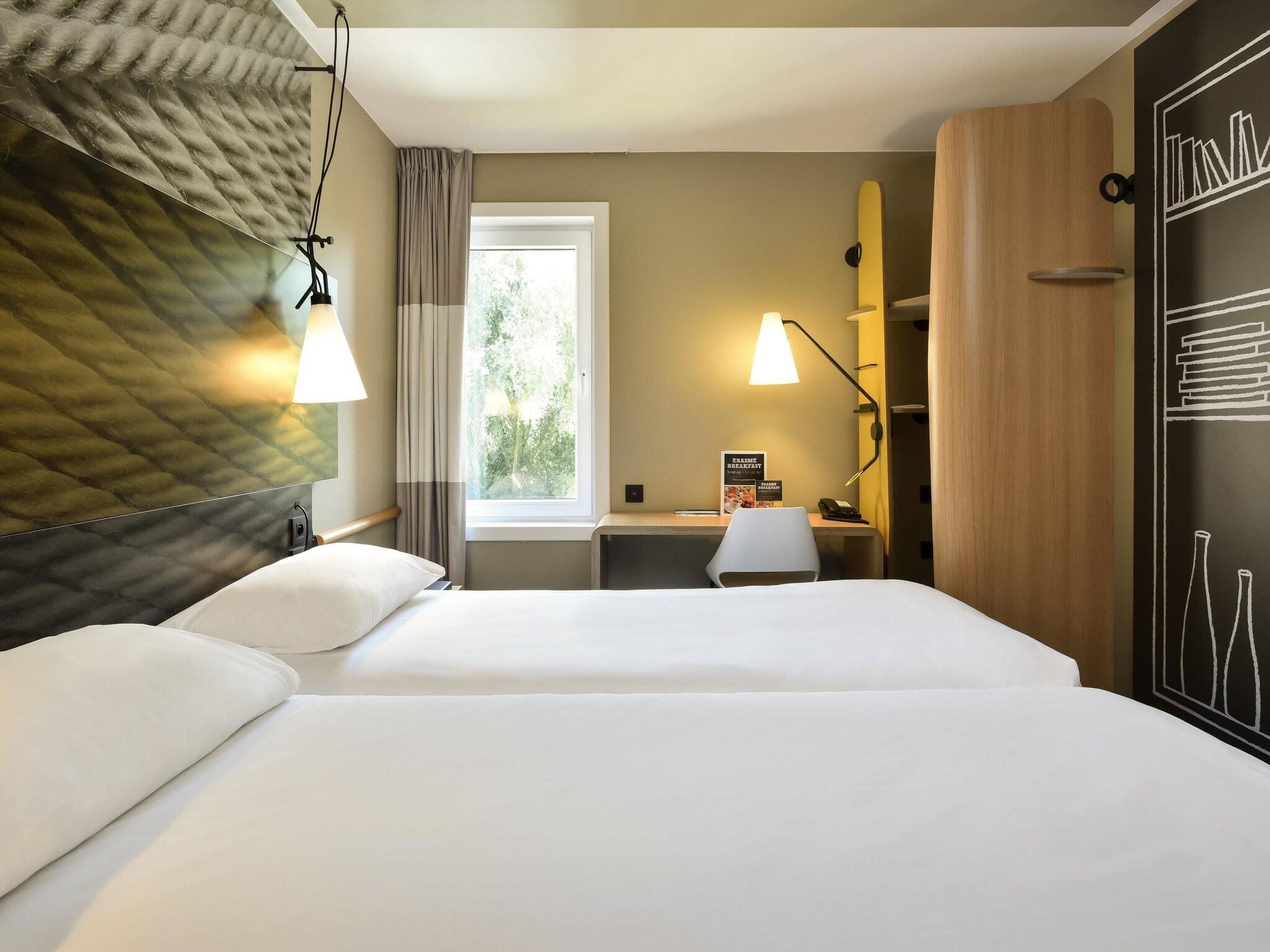 SUPERIOR, DOUBLE BED, KITCHENETTE