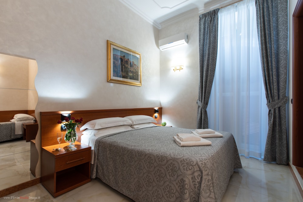 Adas Hotel 38/80