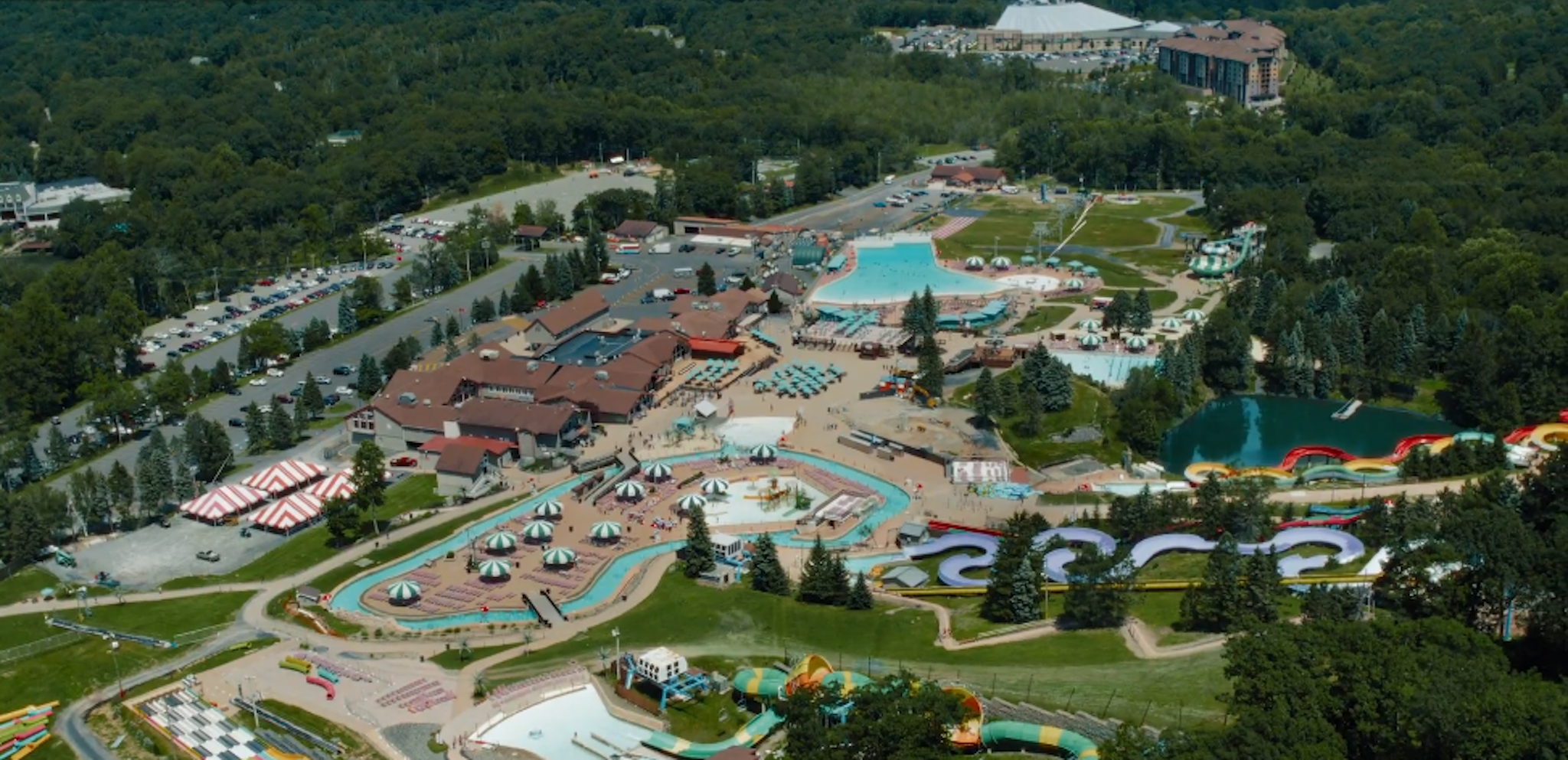 Camelback Lodge & Aquatopia Indoor Waterpark 18/25