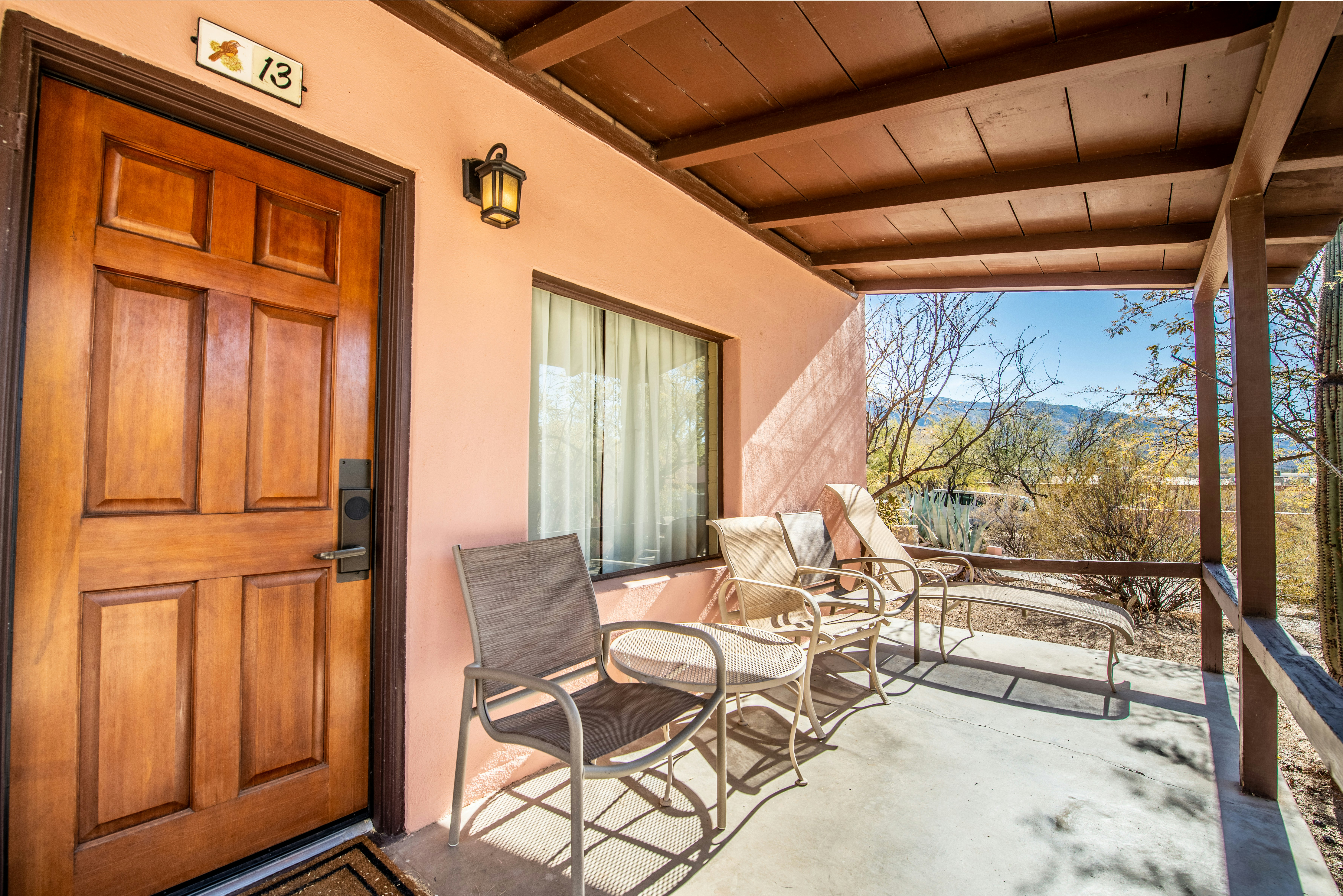 Tanque Verde Ranch 37/76