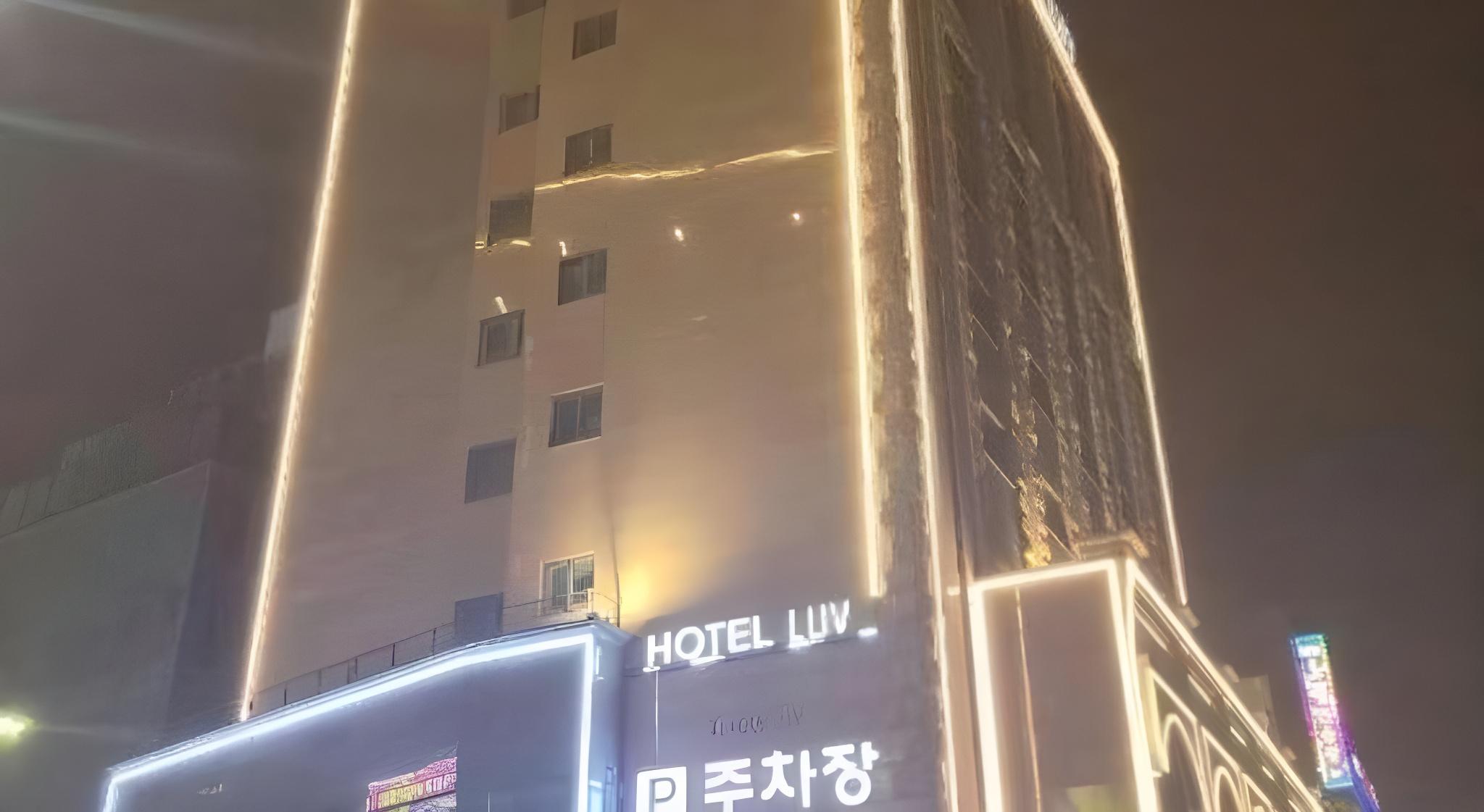 Business Design Hotel LUV 16/98