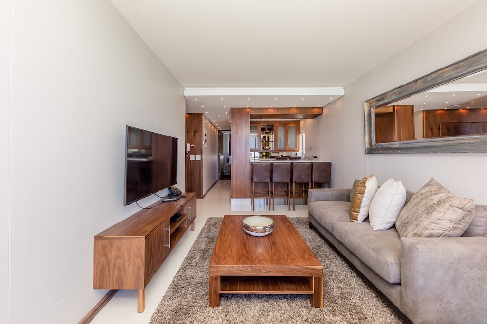Infinity Self-Catering Apartments 33/50