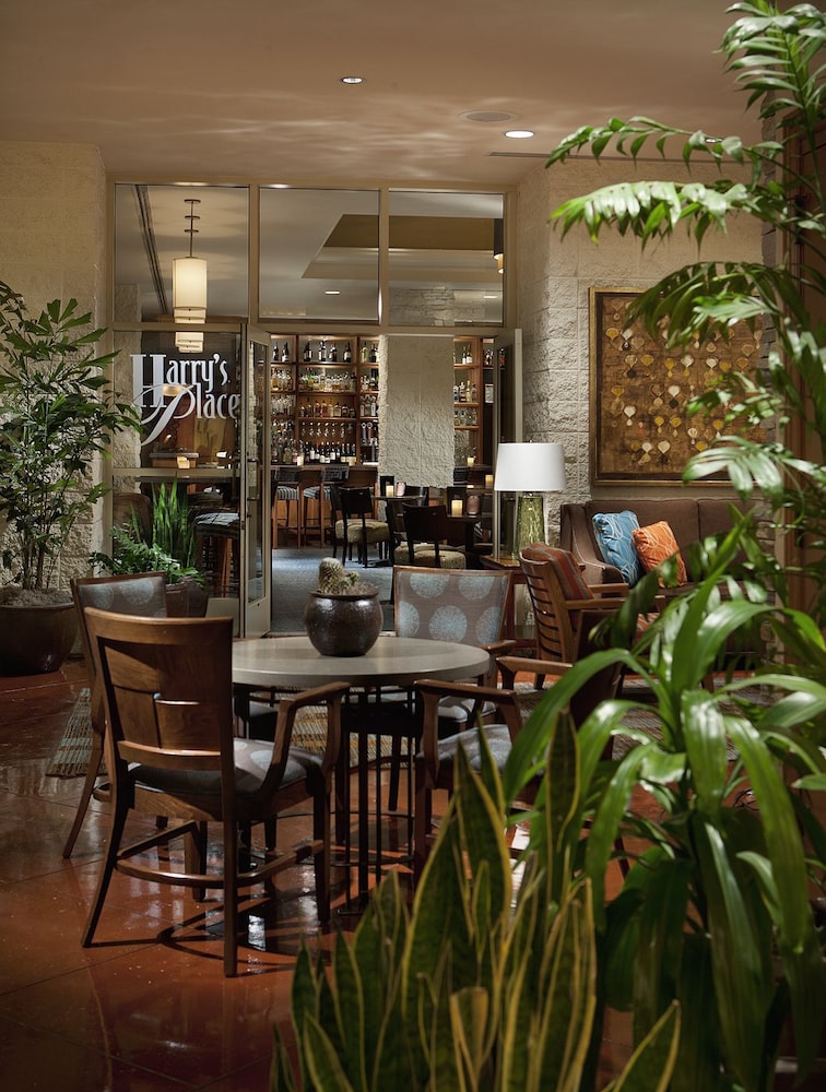 Tempe Mission Palms, a Destination by Hyatt Hotel 26/43