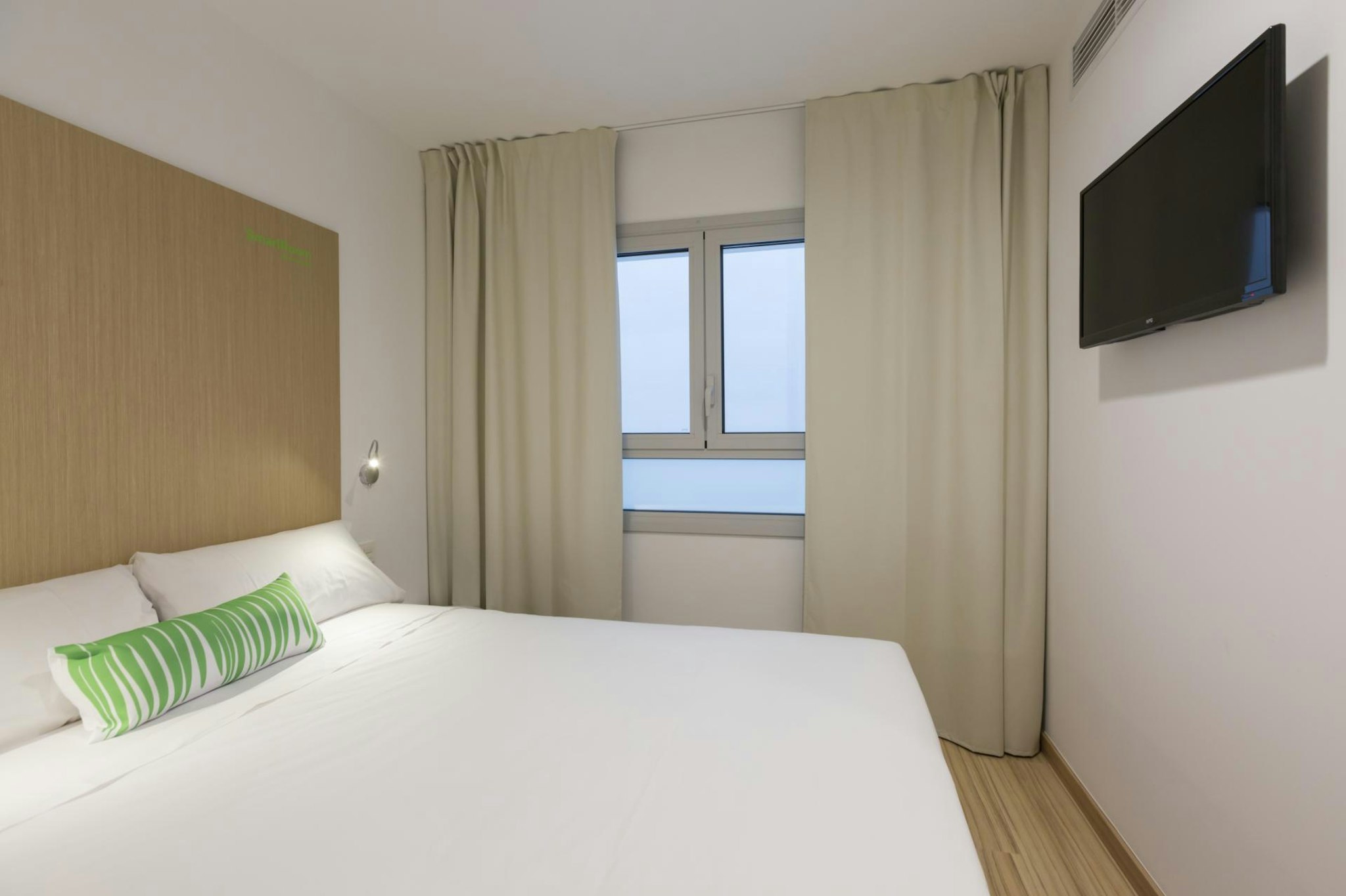SmartRoom Barcelona 6/30