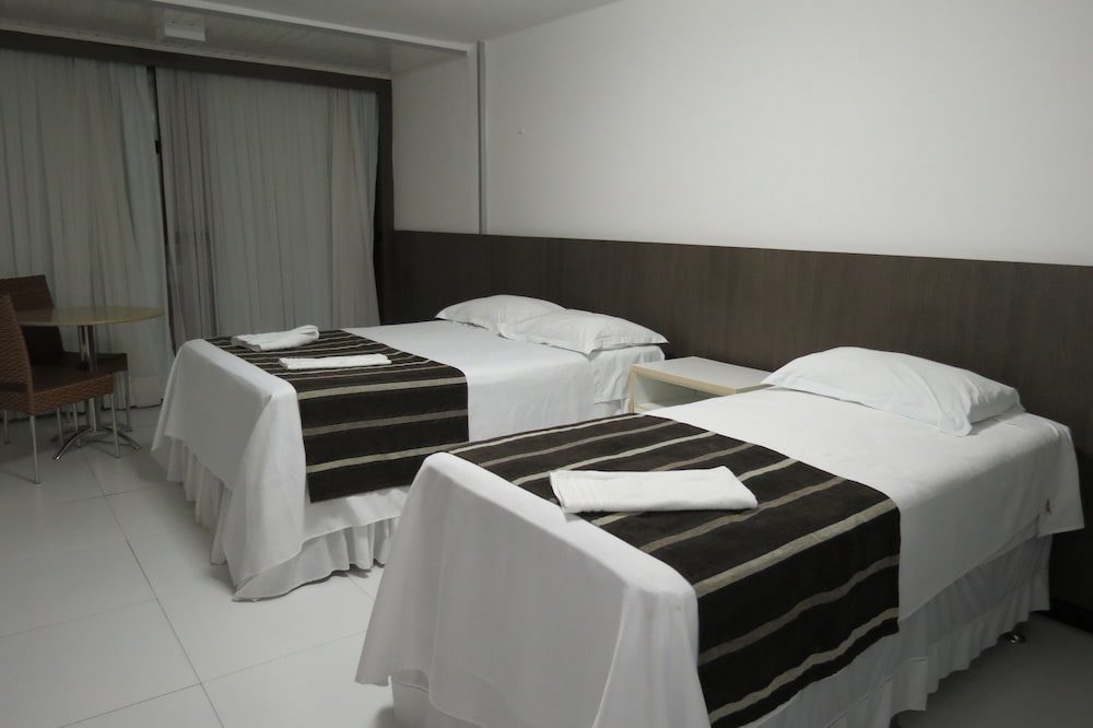 Tirol Praia Hotel Ltda 12/50