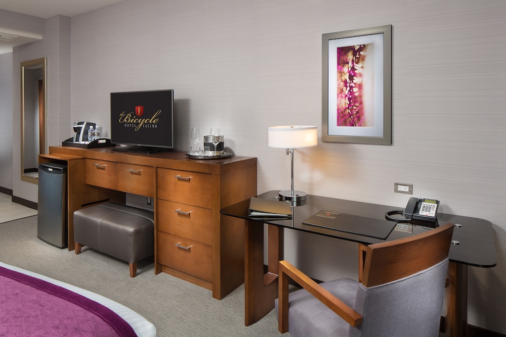 The Bicycle Hotel & Casino 14/54